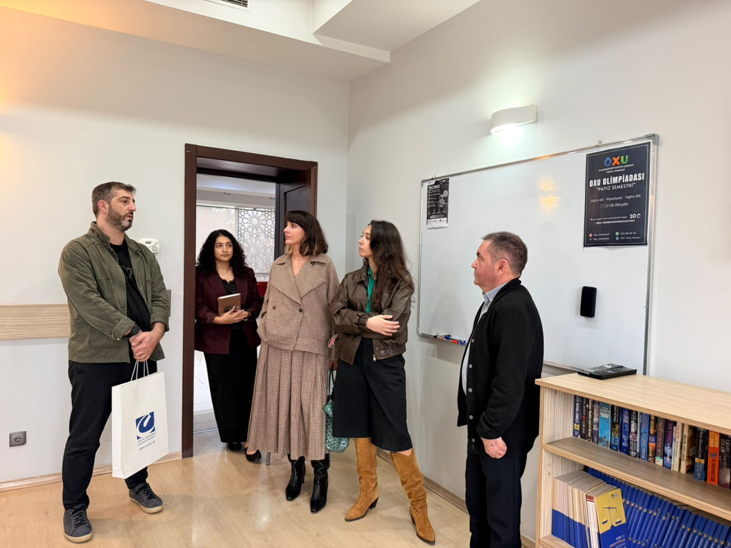 კავკასიის უნივერსიტეტის წარმომადგენლების ვიზიტი მარნეულში - თანამშრომლობის ახალი შესაძლებლობები